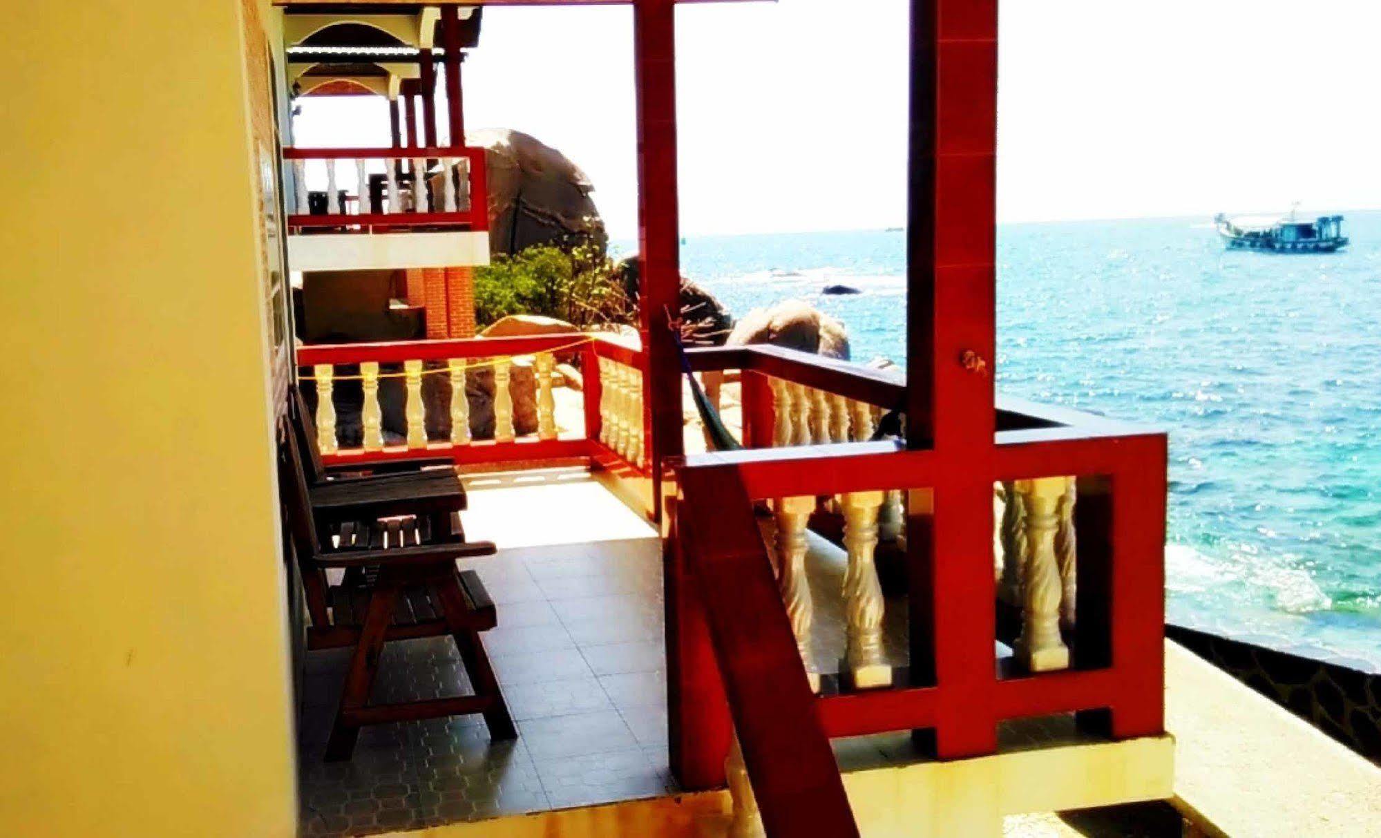 Family Tanotebay Resort Тау Экстерьер фото
